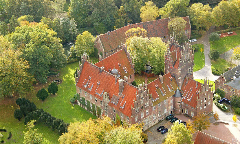 Humboldt-Institut Heessen Castle Schloss Heessen - Biltur Educational Travel Agency